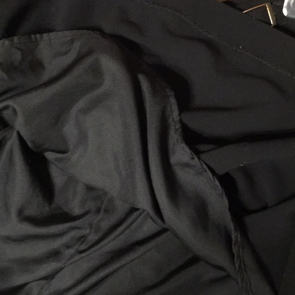 Black pleated mini skirt - Picture 5 of 6